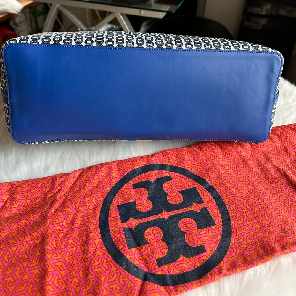 Tory Burch Blue Women's Tote Bag - Picture 8 of 13